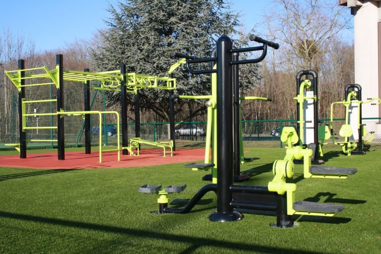 La Faculté d&rsquo;Evry offre une vraie aire de fitness de plein air!