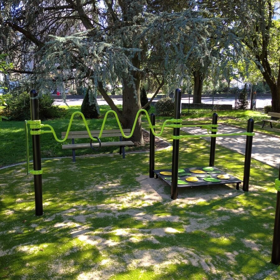 équipement de sport extérieur senior rééducation vue 2