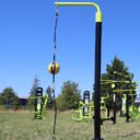 équipement de sport extérieur pour une aire de fitness outdoor : ballon double élastique
