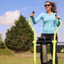 équipement de sport extérieur pour une aire de fitness outdoor : vélo elliptique chargeur r-pro vue 2