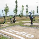 parcours sportif vélo à main, elliptique chargeur smartphone ikea