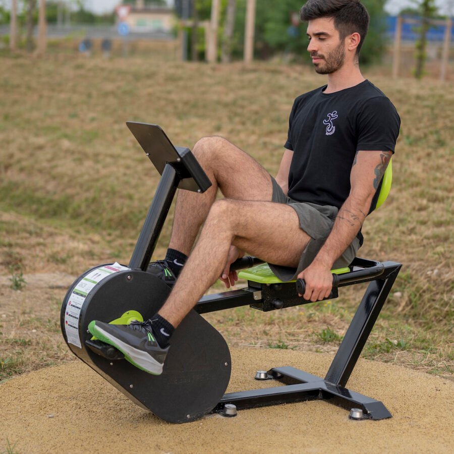 utilisation vélo semi allongé chargeur smartphone extérieur ikea aire de fitness