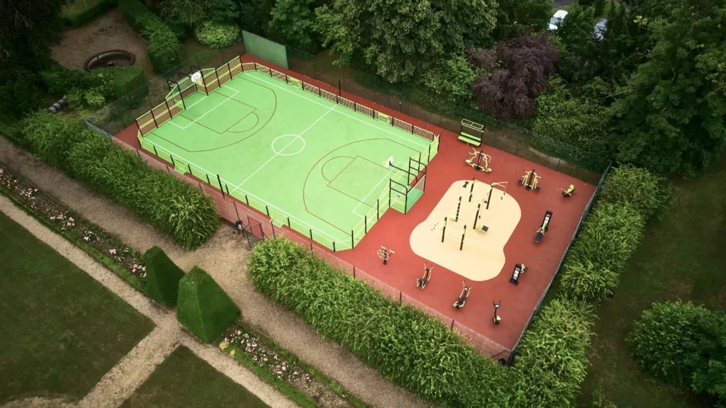 Terrain multisports à La Verrière 3